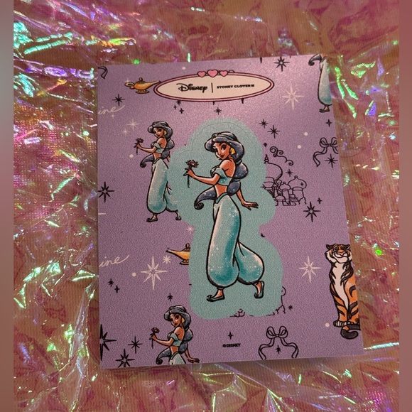 2026 NWT Stoney Clover Lane x Disney Princess Jasmine Jumbo Fanny + Sticker - Picture 6 of 6